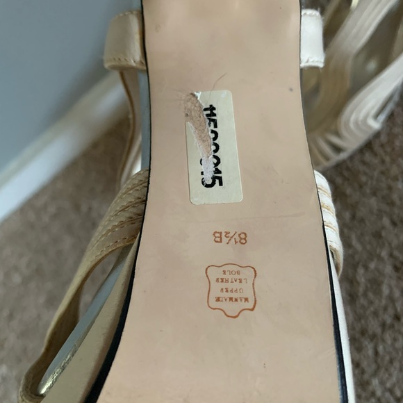 Champagne Heels - Picture 3 of 3